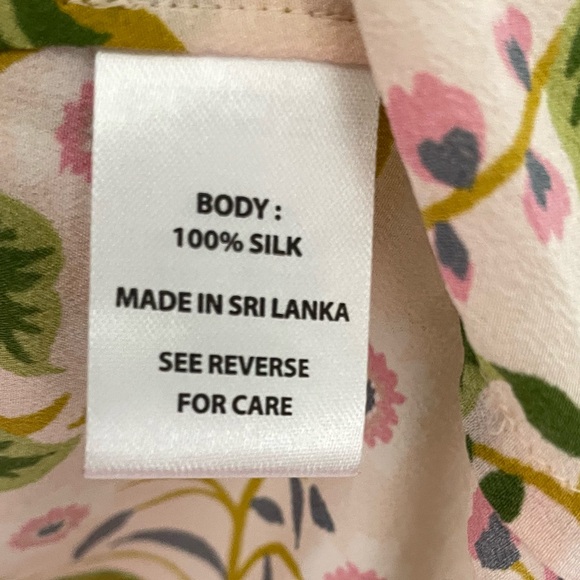 NWT Reese 100% Silk Blouse Pepper Hall Thistle. Floral coastal. 13 - Picture 10 of 11